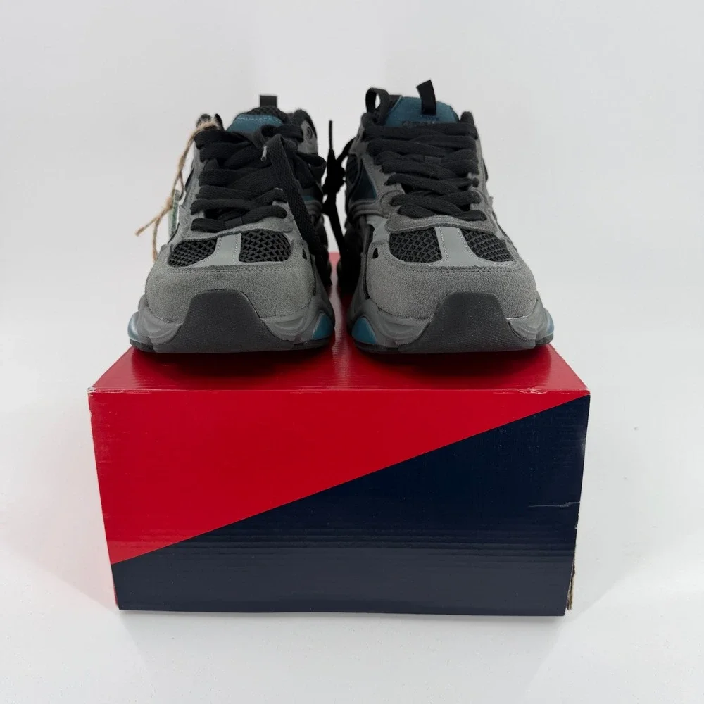 Reebok M Charge Mens Grey Blue Black Athletic Sneakers NWoB Size 10M